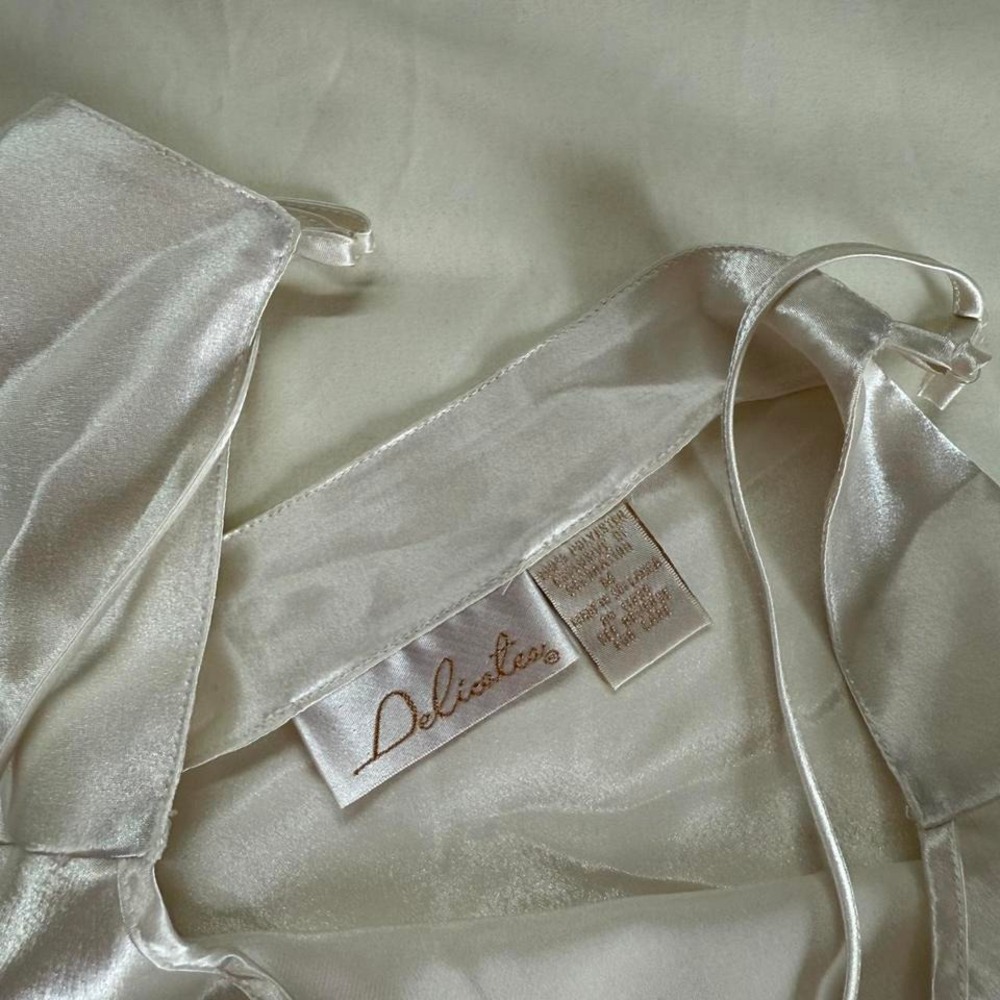Delicates size medium silky cream slip dress - Picture 4 of 4